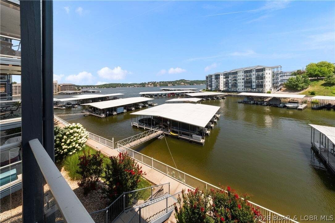 Condo in Lake Ozark, Missouri, United States 1 - 18858361