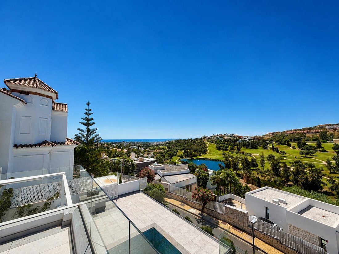 Villa in Benahavis, Andalusia, Spain 1 - 18859835