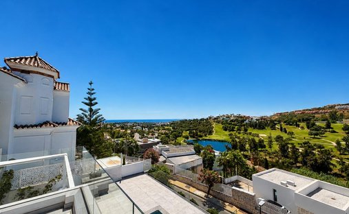 Villa in Benahavis, Andalusia, Spain 1