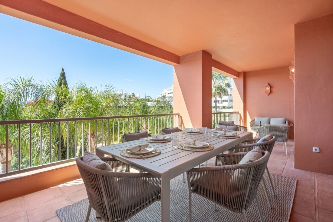 Apartment in Benahavis, Andalusia, Spain 3 - 18864949