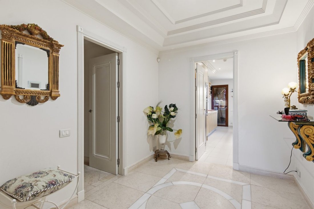 Appartamento a Estepona, Andalusia, Spagna 5 - 18860255
