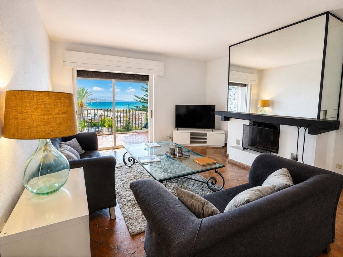Apartment in Puerto Banus, Marbella, Spain 5 - 18859934