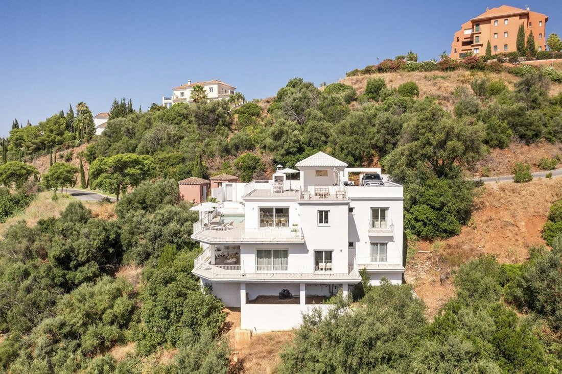 Villa a Marbella, Andalusia, Spagna 2 - 18862157