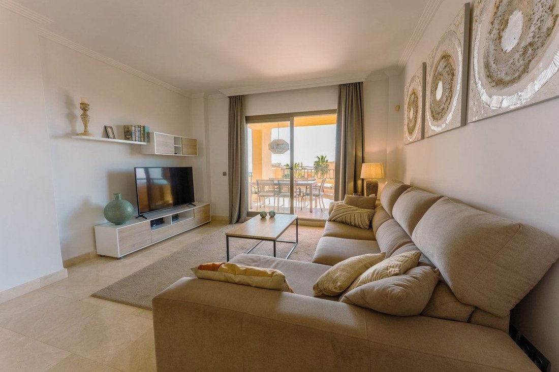 Apartment in Benahavis, Andalusia, Spain 3 - 18867045