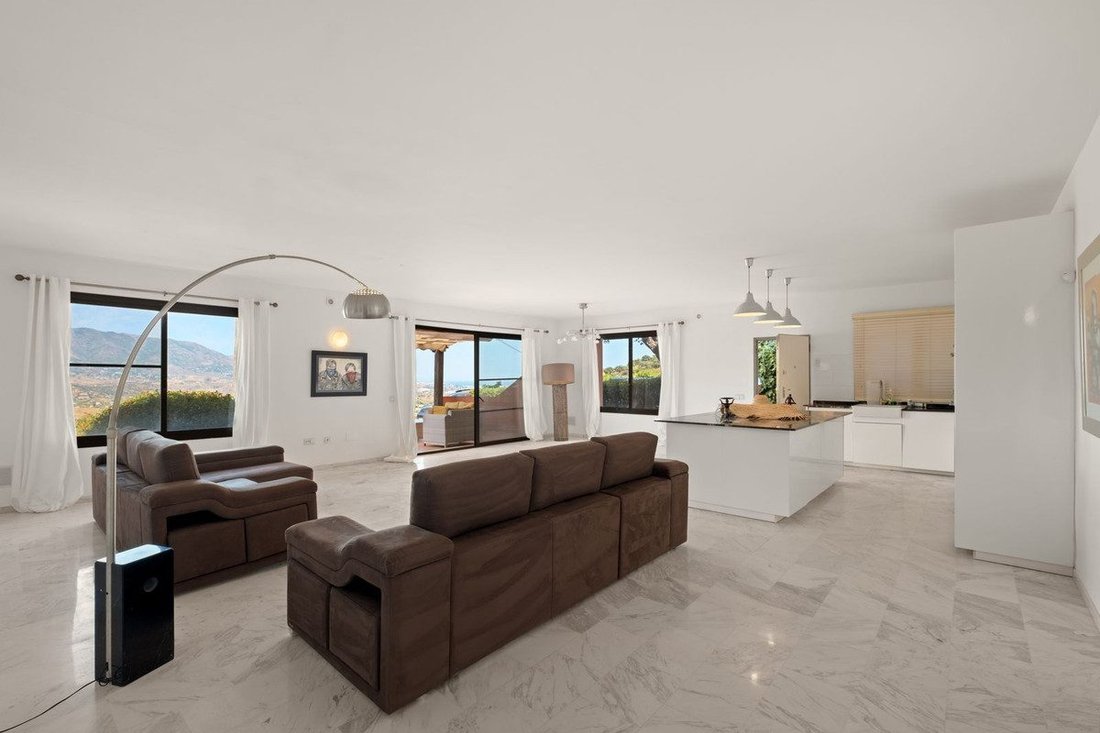 Apartment in Elviria-Cabopino, Marbella, Spain 5 - 18860266