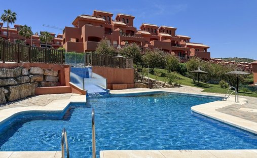Wohnung in Buenas Noches, Estepona, Spanien 1