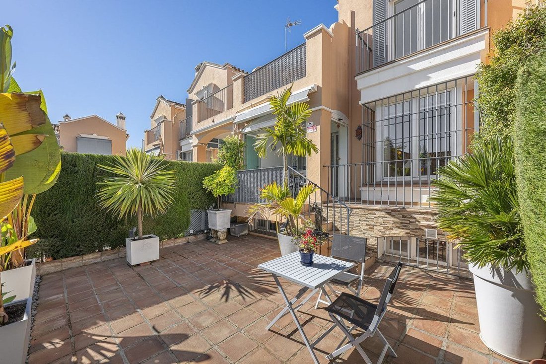 Townhouse in Marbella, Andalusia, Spain 2 - 18865624