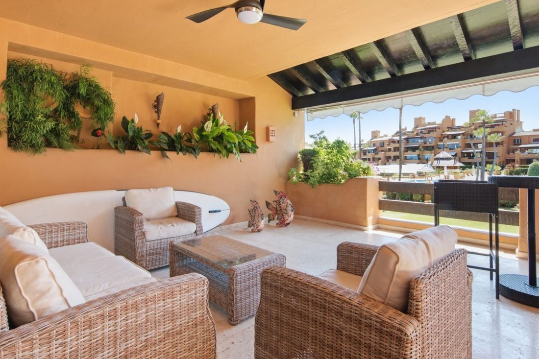 Appartamento a Estepona, Andalusia, Spagna 3 - 18860255