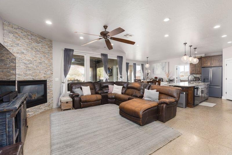 House in Washington, Utah, United States 4 - 18858064