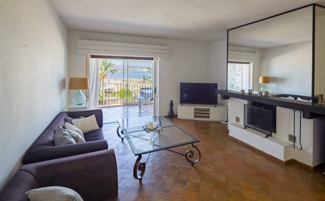 Apartment in Puerto Banus, Marbella, Spain 3 - 18860043