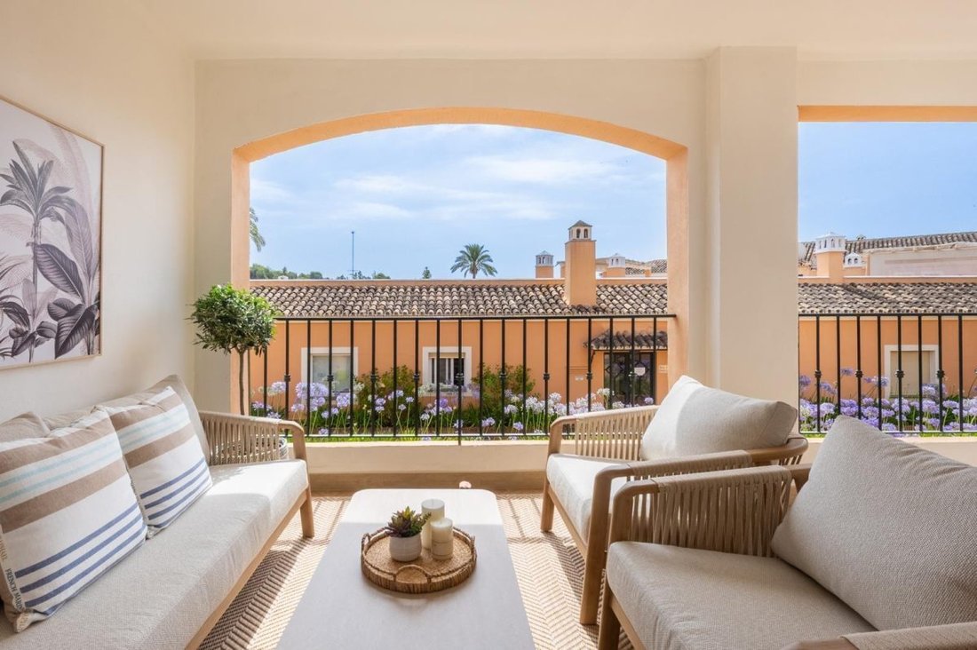 Apartment in Puerto Banus, Marbella, Spain 1 - 18862651