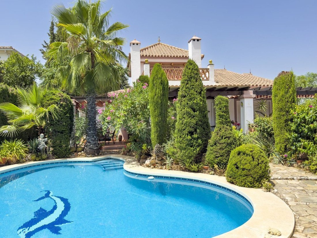 Villa in Alhaurin el Grande, Andalusia, Spain 1 - 18860128