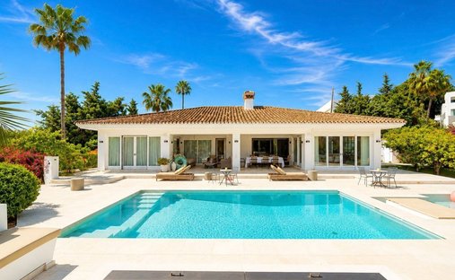 Villa in Nueva Andalucia, Marbella, Spain 1