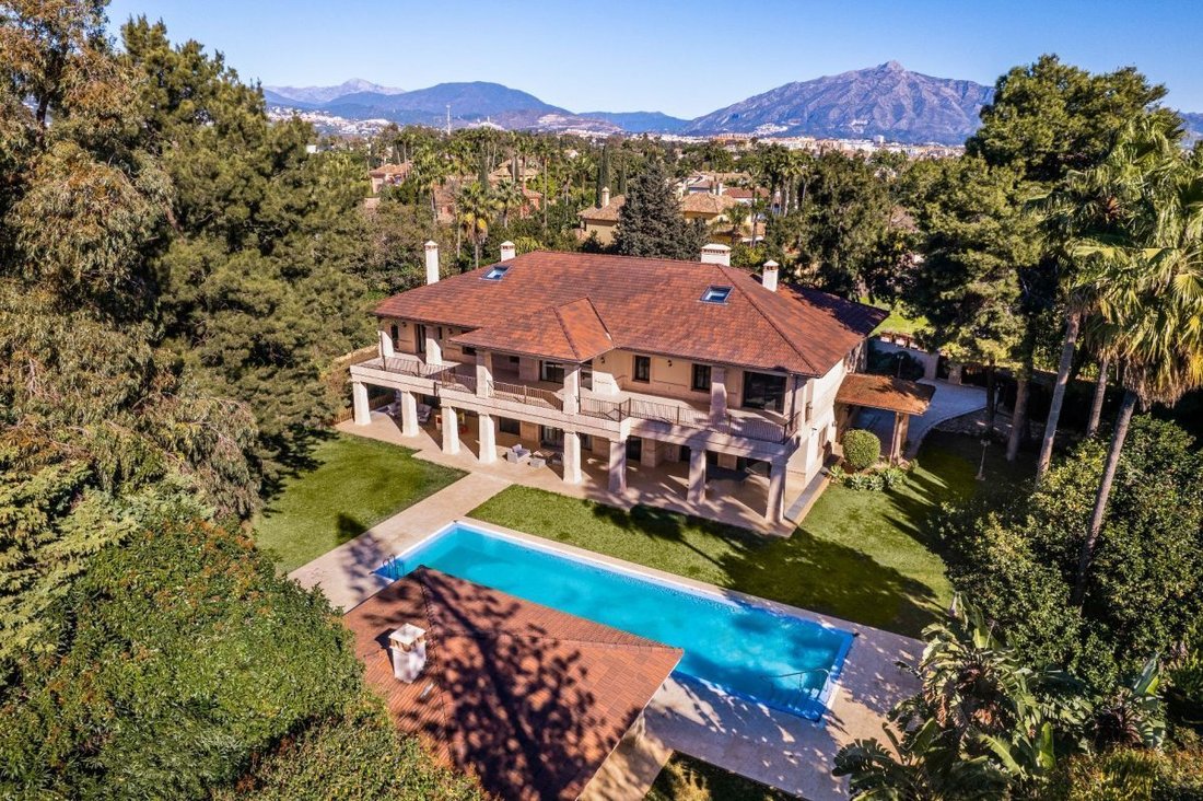 Villa a Guadalmina Baja, San Pedro de Alcántara, Spagna 1 - 18862324