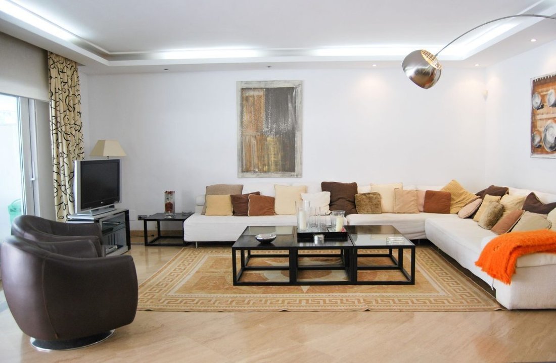 Apartment in Puerto Banus, Marbella, Spain 4 - 18862314