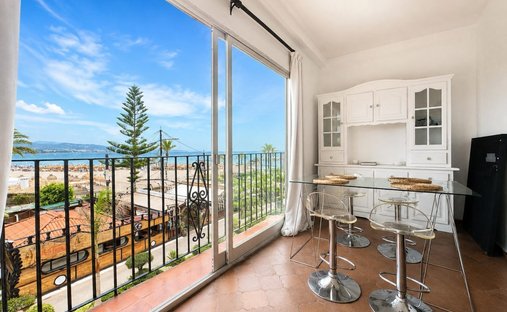 Apartment in Puerto Banus, Marbella, Spain 1