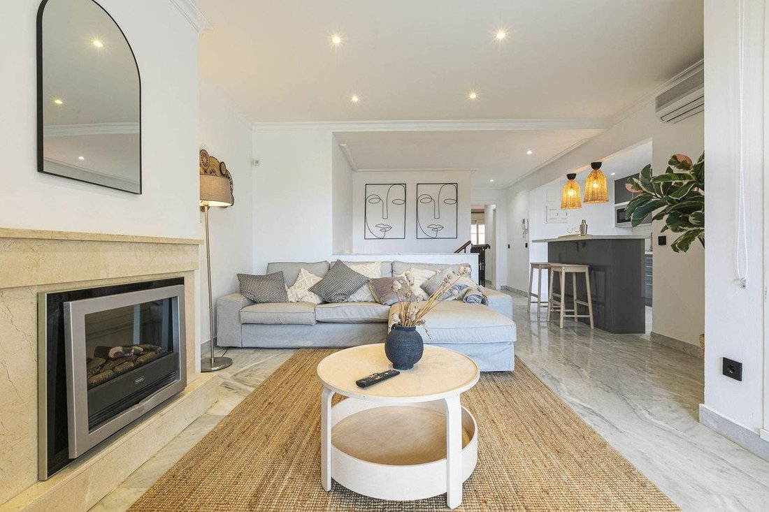 Apartment in Puerto Banus, Marbella, Spain 5 - 18867625