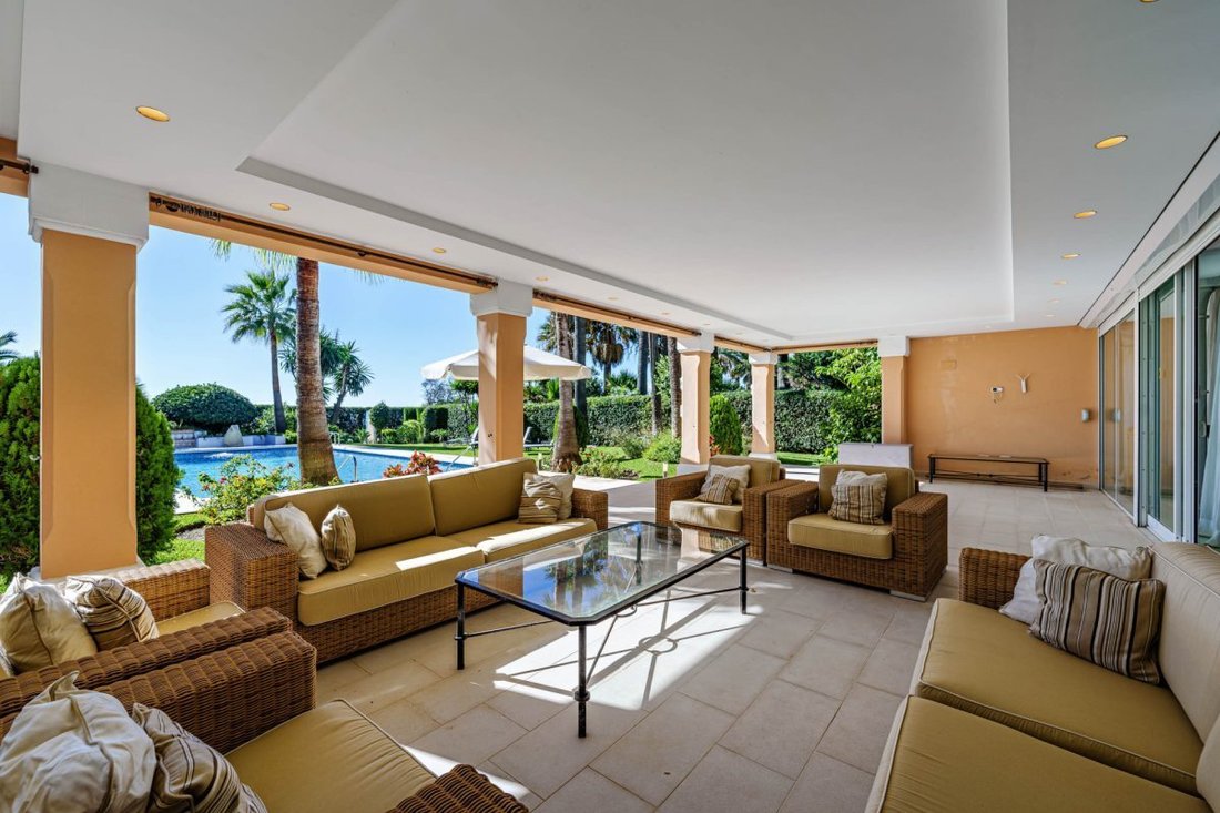 Villa in Estepona, Andalusia, Spain 2 - 18864561
