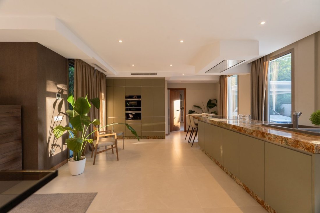 Villa a Guadalmina Baja, San Pedro de Alcántara, Spagna 3 - 18860156