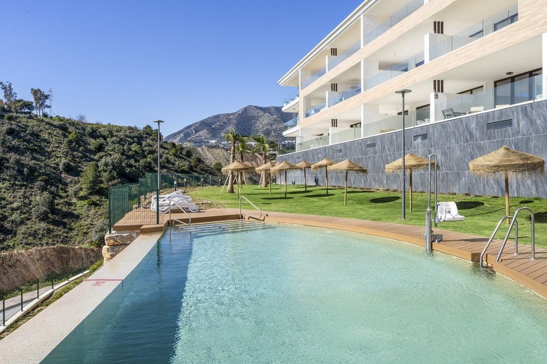 Apartment in La Capellania, Benalmadena, Andalusia 3 - 18864863