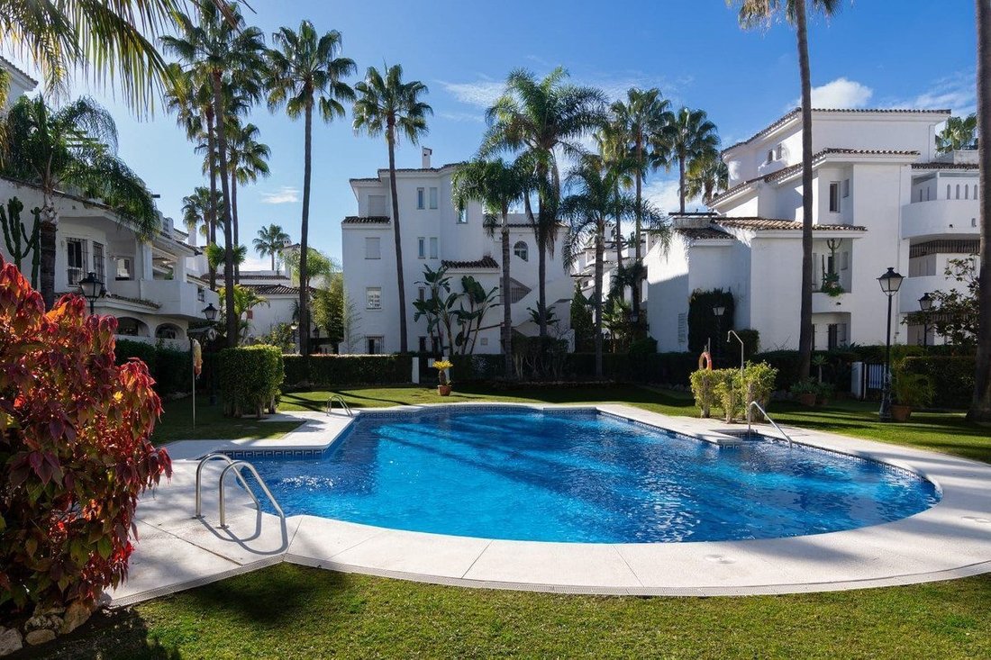 Townhouse in Nueva Andalucia, Marbella, Spain 5 - 18861933