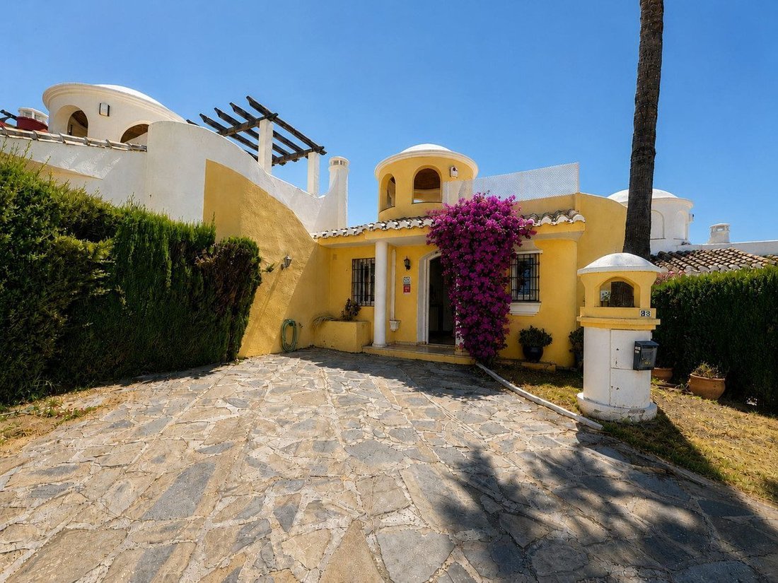 Residenza a Sitio de Calahonda, Mijas, Spagna 1 - 18864815