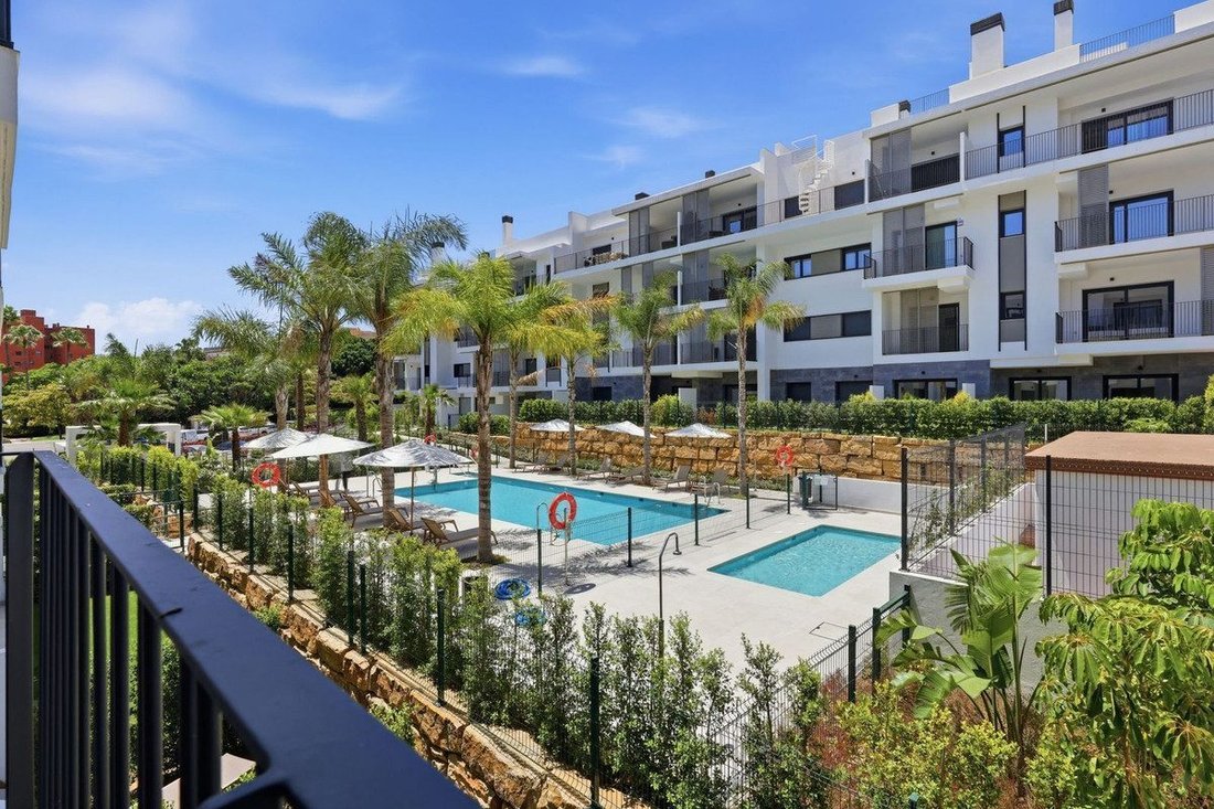 Appartamento a Estepona, Andalusia, Spagna 1 - 18859715