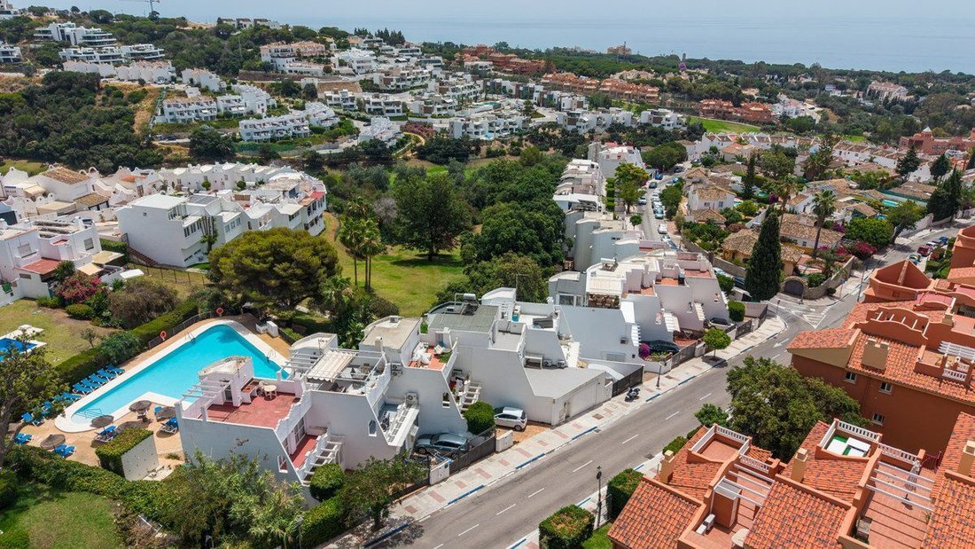 Townhouse in Elviria-Cabopino, Marbella, Spain 4 - 18859344