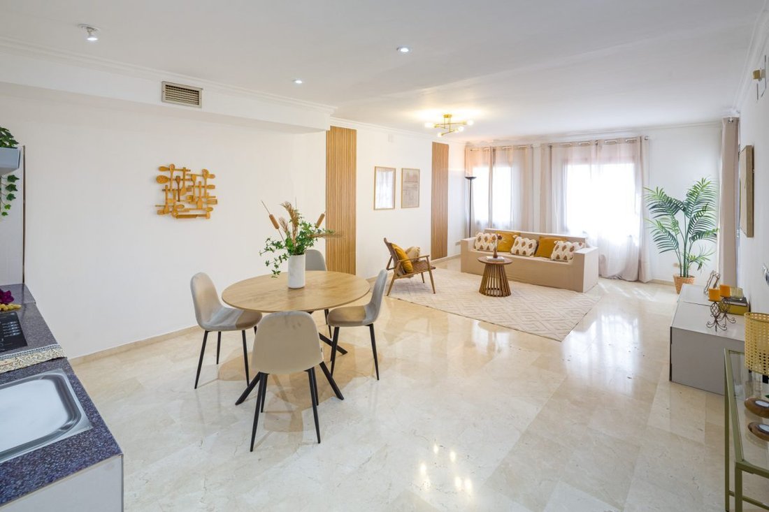 Apartment in Puerto Banus, Marbella, Spain 3 - 18861479