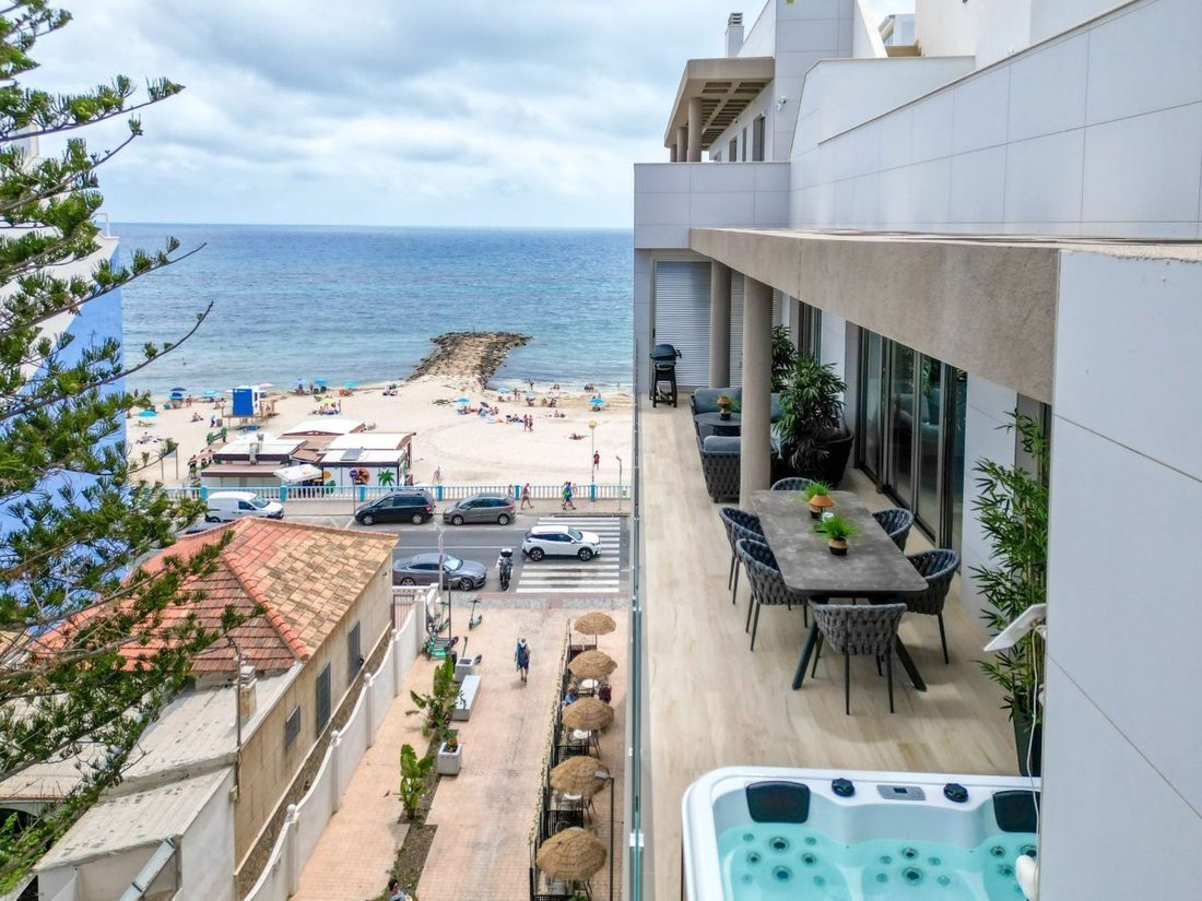 Apartment in Torrevieja, Valencian Community, Spain 1 - 18859261