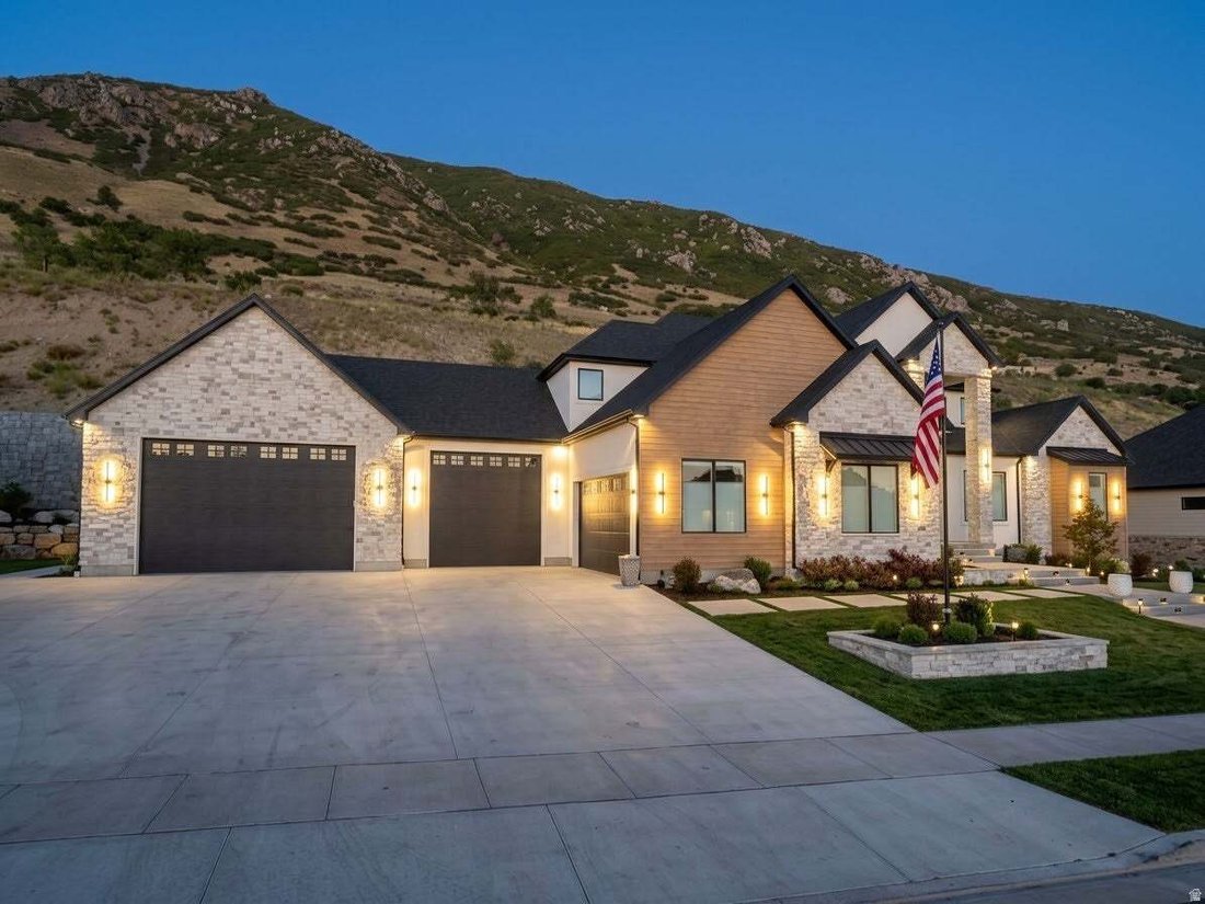 House in Farmington, Utah, United States 1 - 18859007