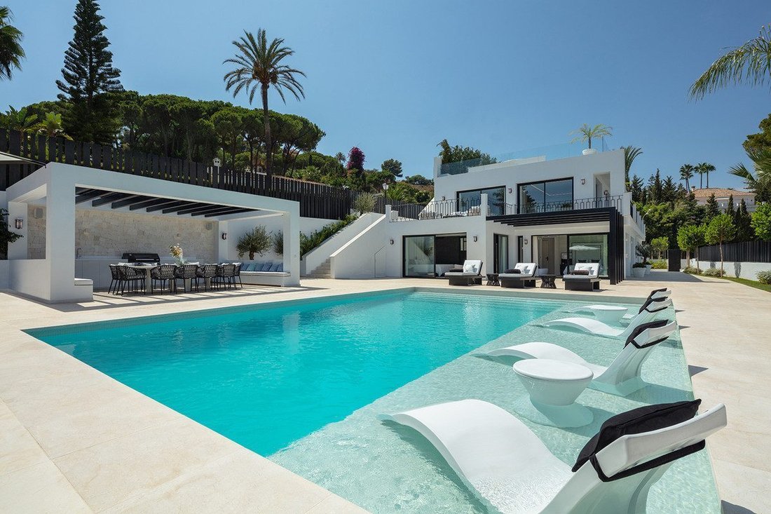 Villa in Puerto Banus, Marbella, Spain 2 - 18867674
