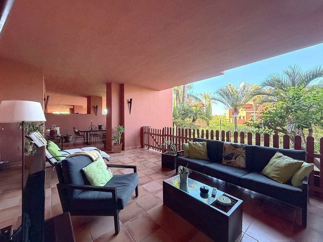 Apartment in Cancelada, Estepona, Andalusia 2 - 18862541