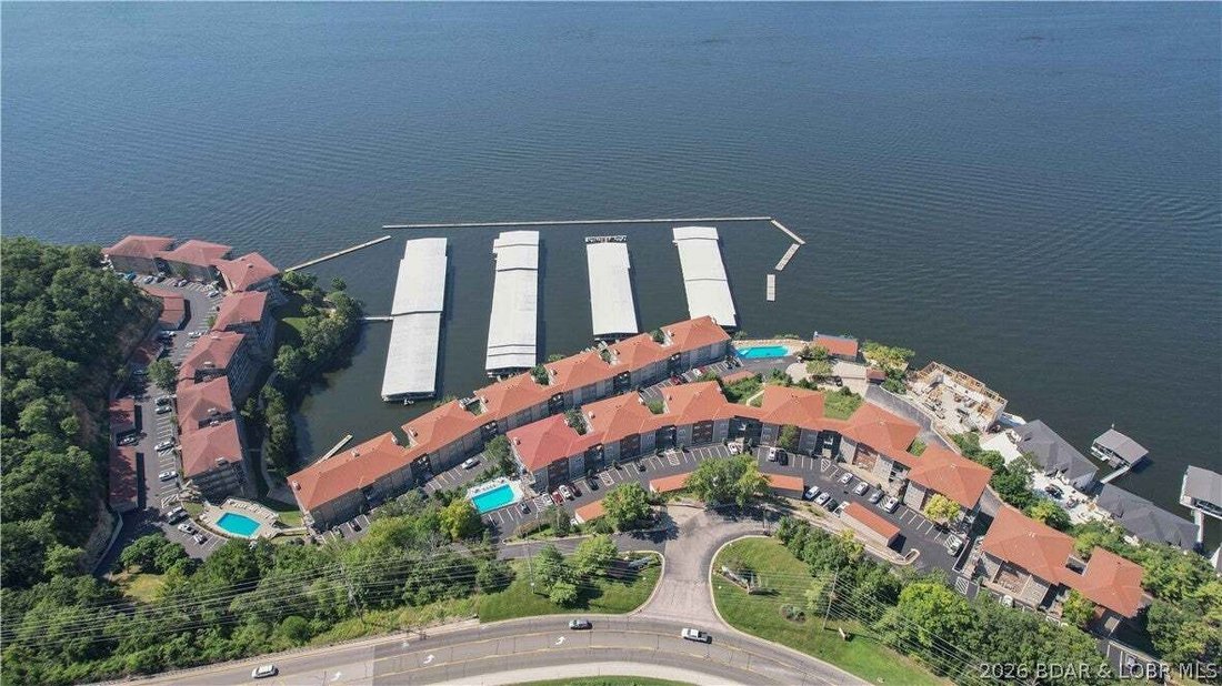 Condo in Lake Ozark, Missouri, United States 2 - 18858144