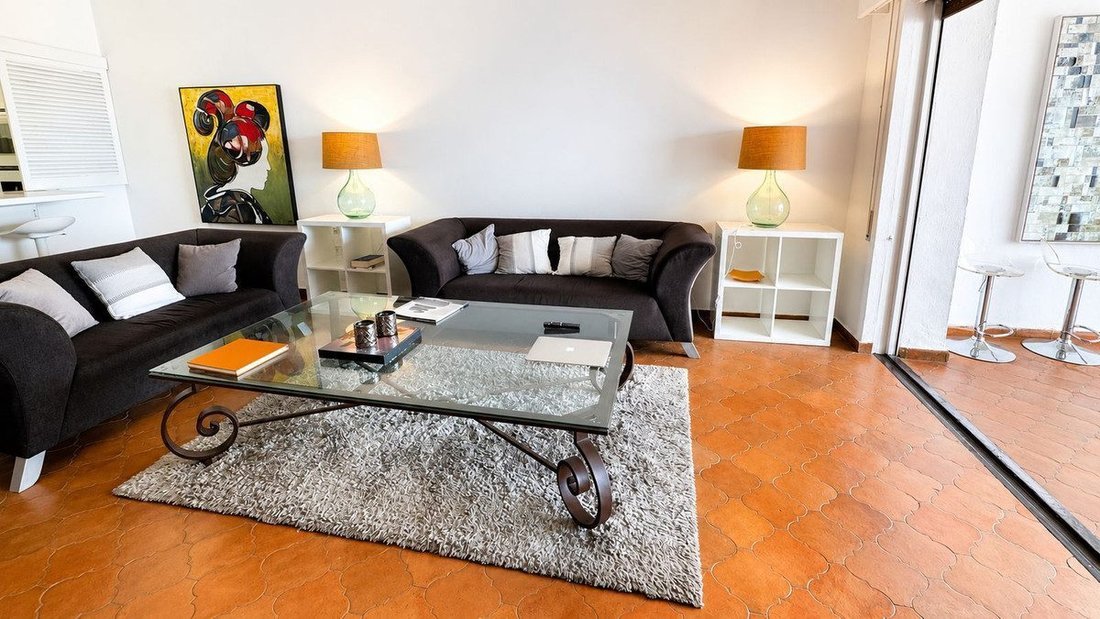 Apartment in Puerto Banus, Marbella, Spain 4 - 18859934