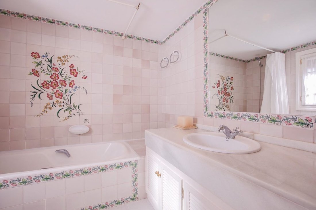 Townhouse in Guadalmina Baja, San Pedro de Alcantara, Spain 4 - 18864545