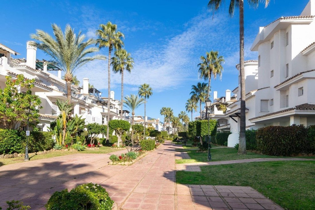 Townhouse in Nueva Andalucia, Marbella, Spain 2 - 18861933
