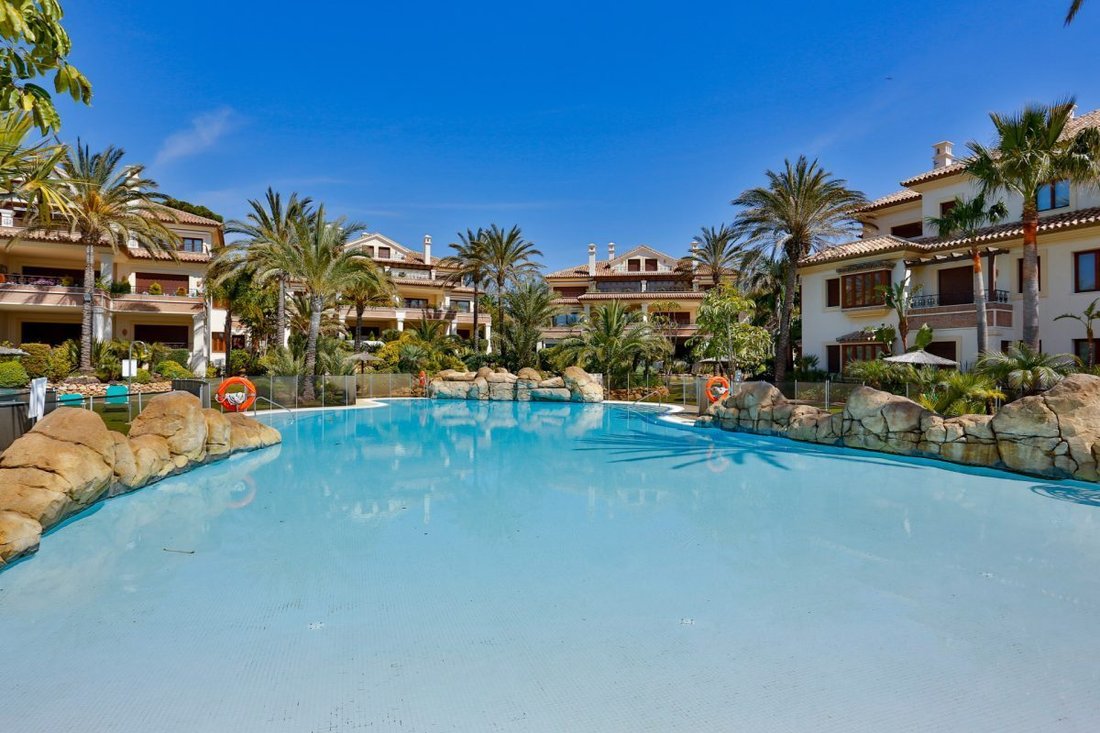 Appartement à Marbella, Andalousie, Espagne 1 - 18859388