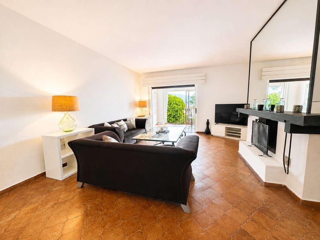 Apartment in Puerto Banus, Marbella, Spain 3 - 18860224