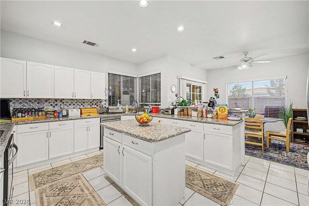 House in Las Vegas, Nevada, United States 5 - 18858393