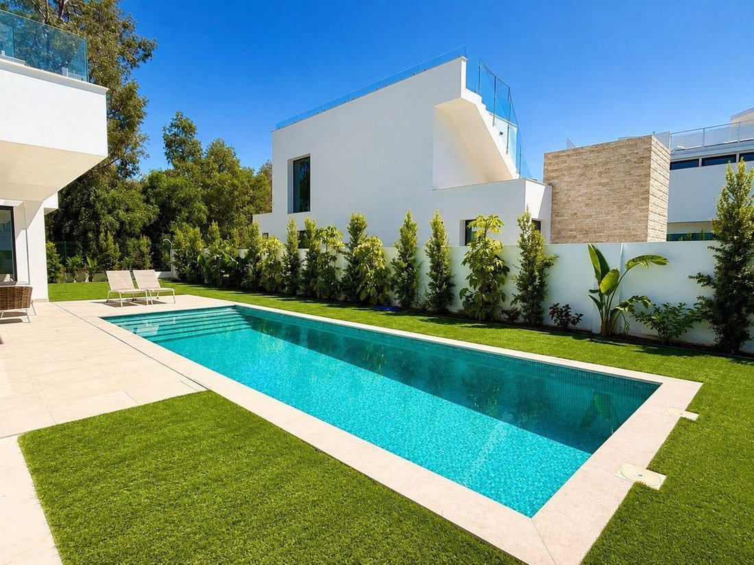Villa a Estepona, Andalusia, Spagna 3 - 18867666