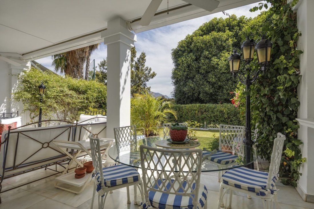Townhouse in Estepona, Andalusia, Spain 4 - 18859235