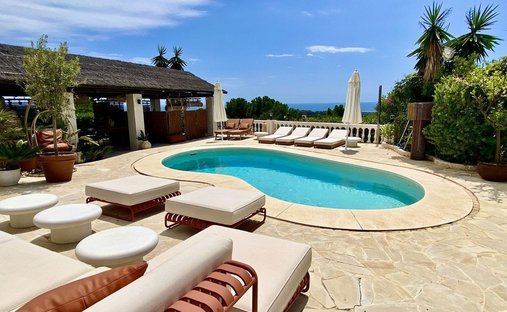 Villa à Estepona, Andalousie, Espagne 1