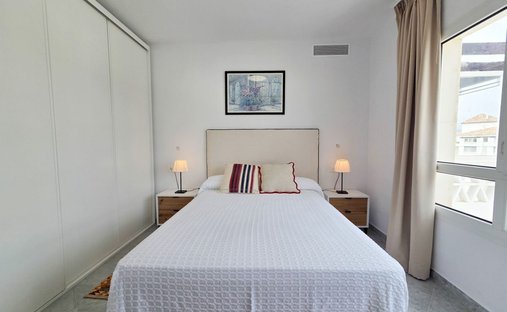 Apartment in Puerto Banus, Marbella, Spain 1