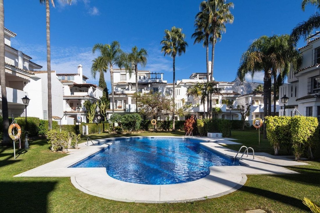 Townhouse in Nueva Andalucia, Marbella, Spain 4 - 18861933
