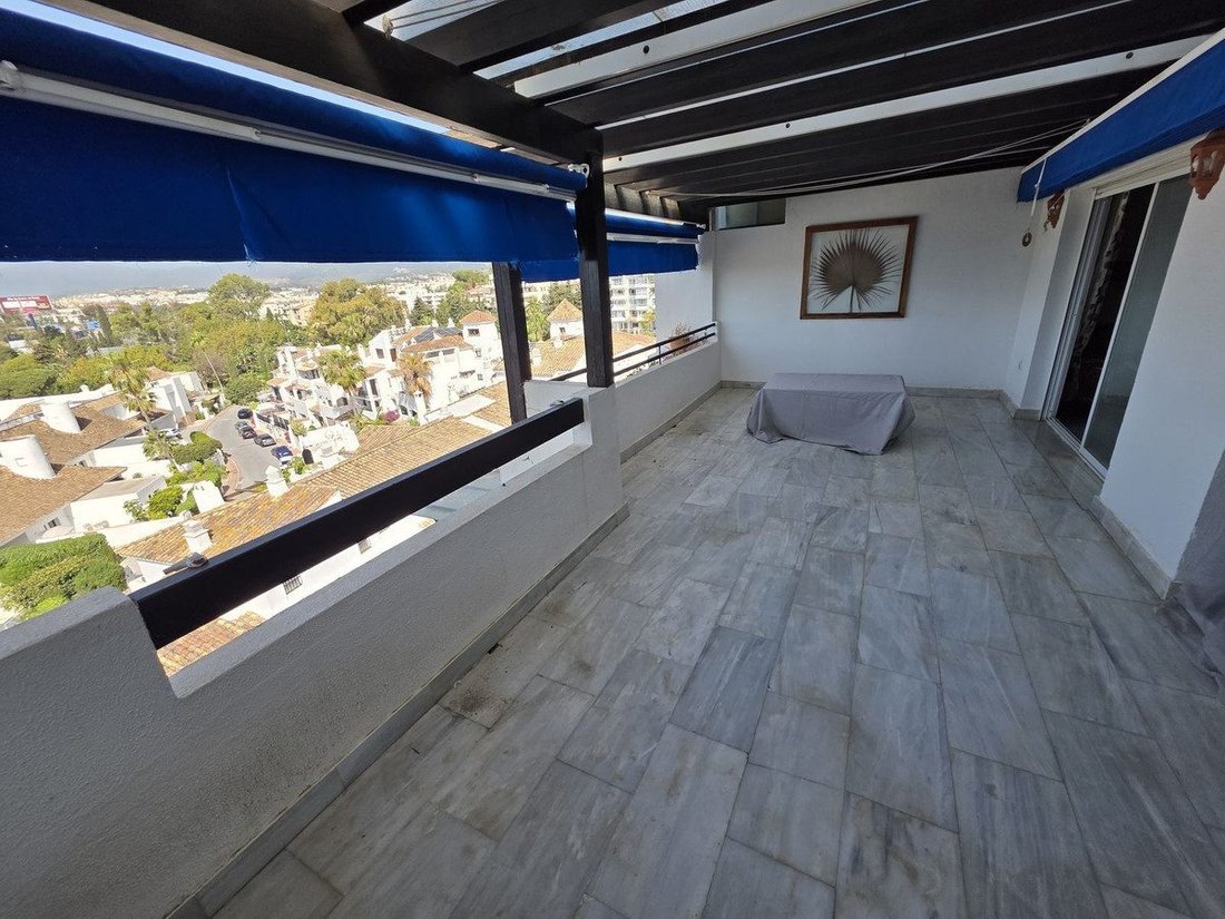 Apartment in Puerto Banus, Marbella, Spain 3 - 18860275