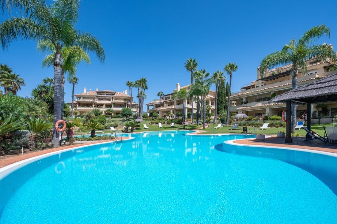Appartamento a Nueva Andalucía, Marbella, Spagna 1 - 18862703