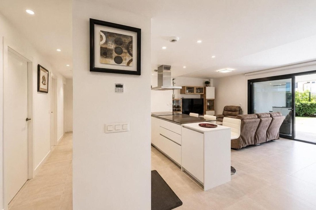 Appartamento a Estepona, Andalusia, Spagna 3 - 18862527