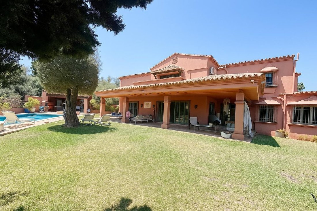 Villa à Puerto Banús, Marbella, Espagne 2 - 18867604
