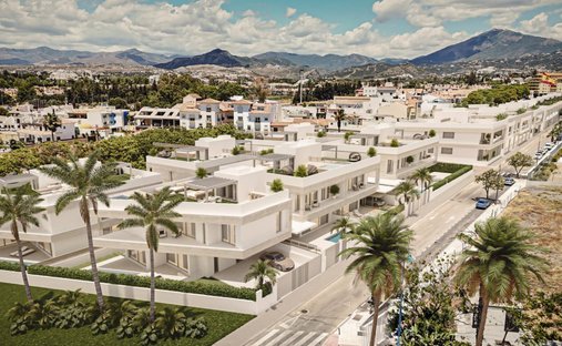 Villa in San Pedro de Alcantara, Andalusia, Spain 1